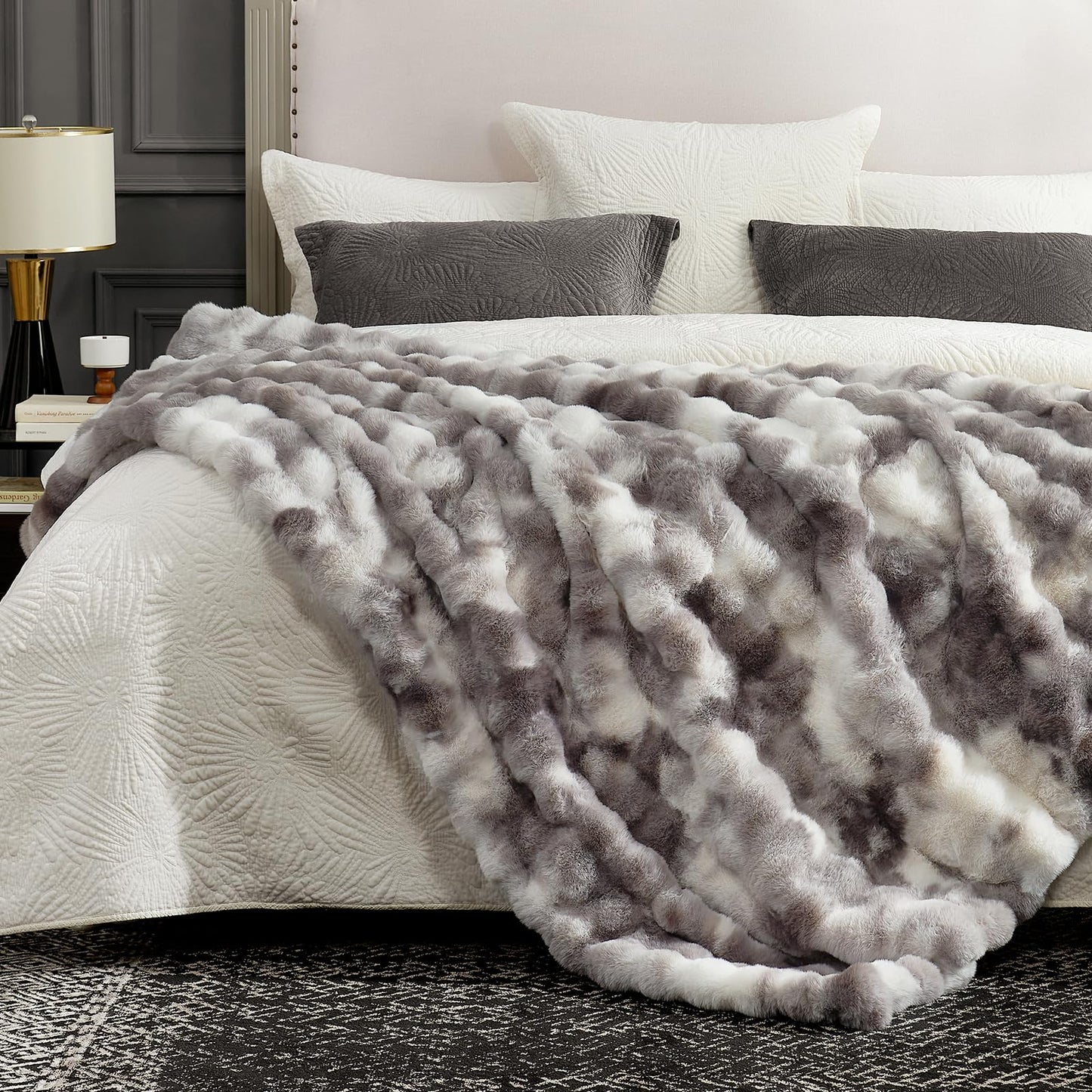 Fuzzy Soft Plush Thick Bubble Blanket